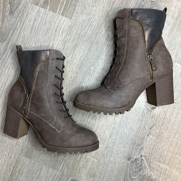 Brand New High Heel Boots - Picture 1 of 13